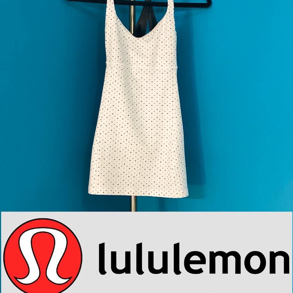 Lululemon workout shirt SM small NWOT